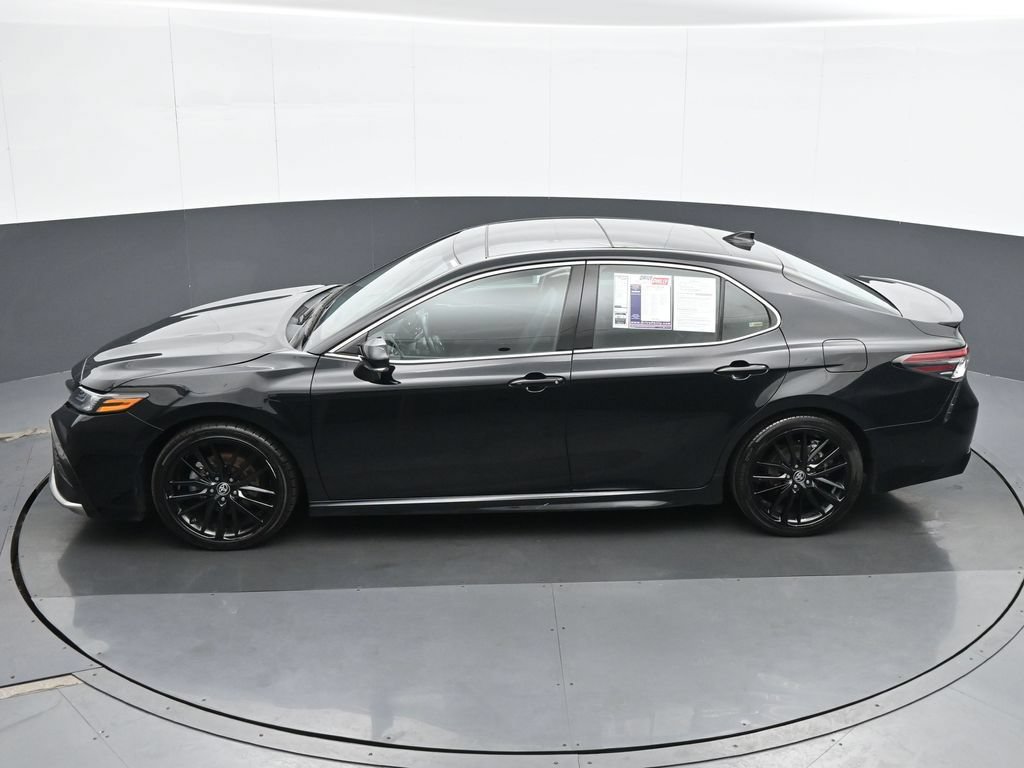 Used 2024 Toyota Camry XSE w/ Cold Weather Package FWD image 18