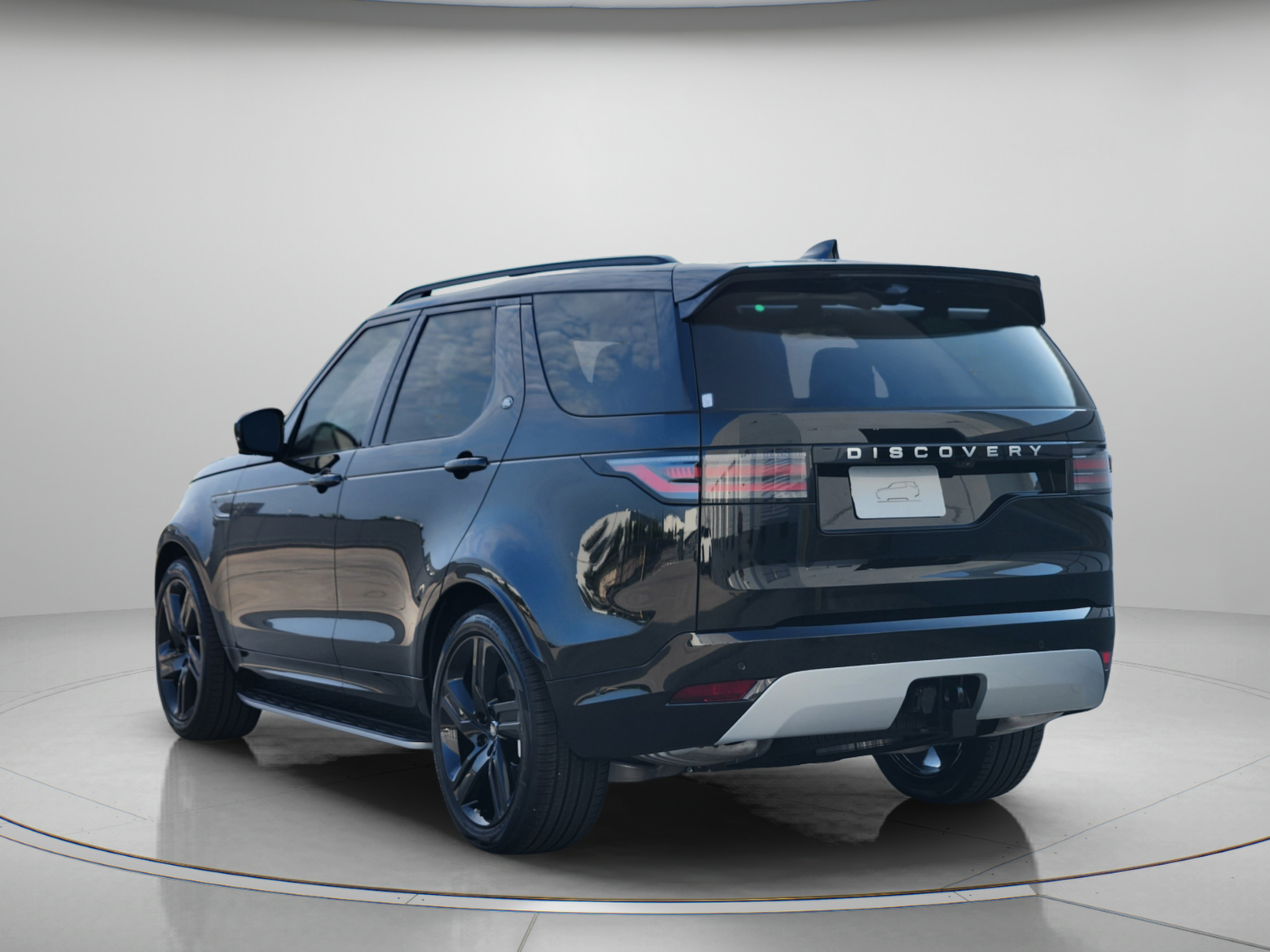 New 2026 Land Rover Discovery Limited Edition AWD/4WD image 3