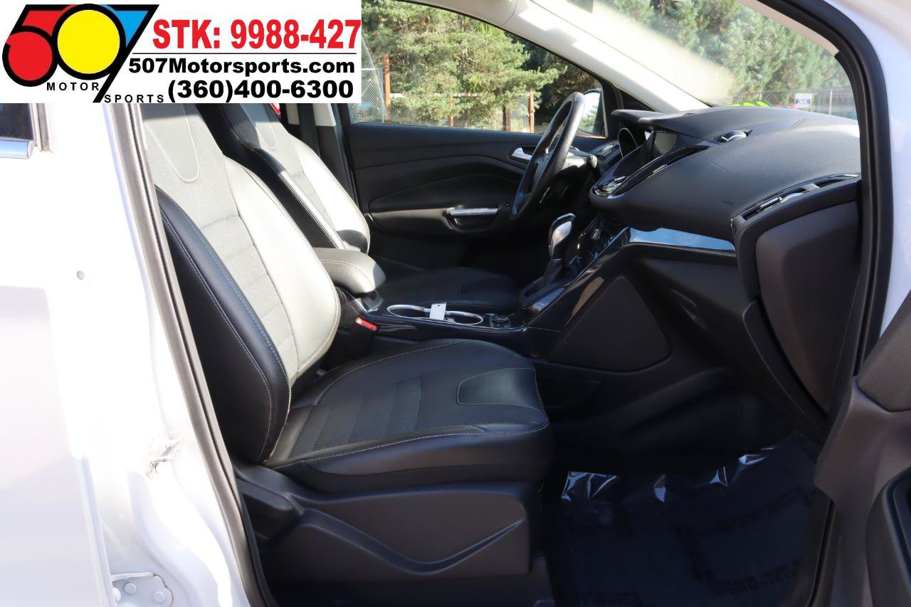 Used 2014 Ford Escape Titanium w/ Equipment Group 401A AWD/4WD image 24