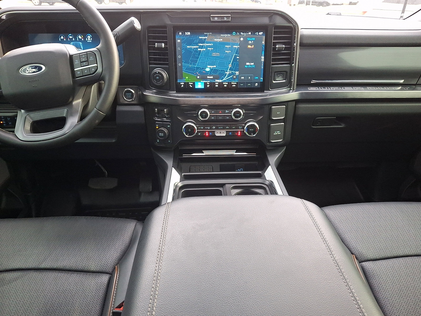 Certified 2025 Ford F250 Lariat w/ Lariat Ultimate Package image 15