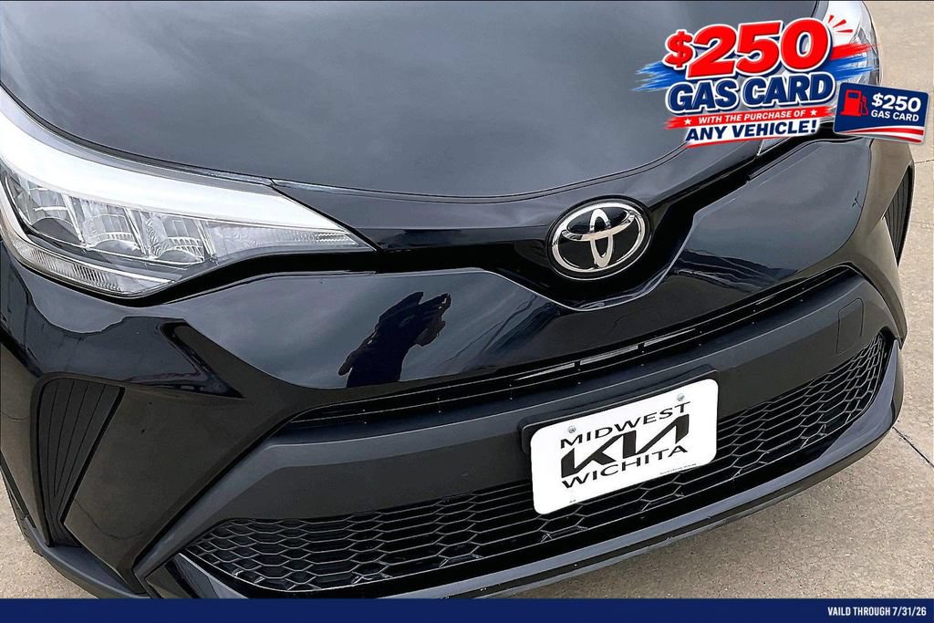 Used 2021 Toyota C-HR LE FWD image 29