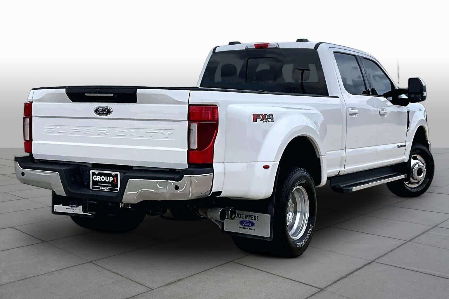 Used 2022 Ford F350 Lariat w/ Lariat Ultimate Package AWD/4WD image 13