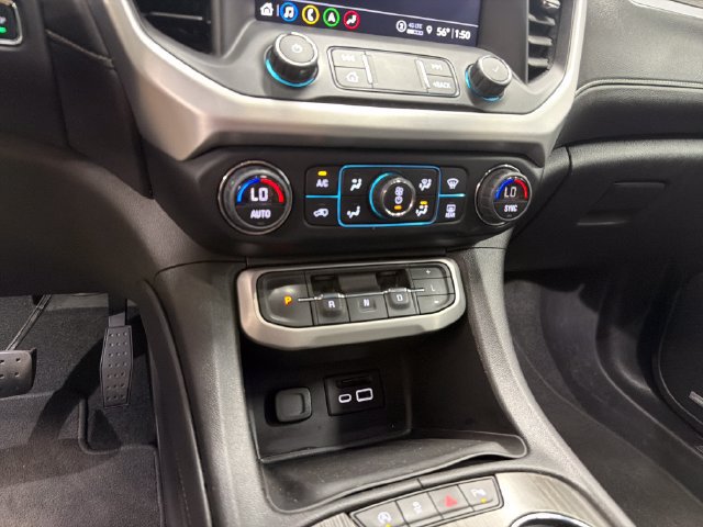 Used 2023 GMC Acadia SLT AWD/4WD image 19