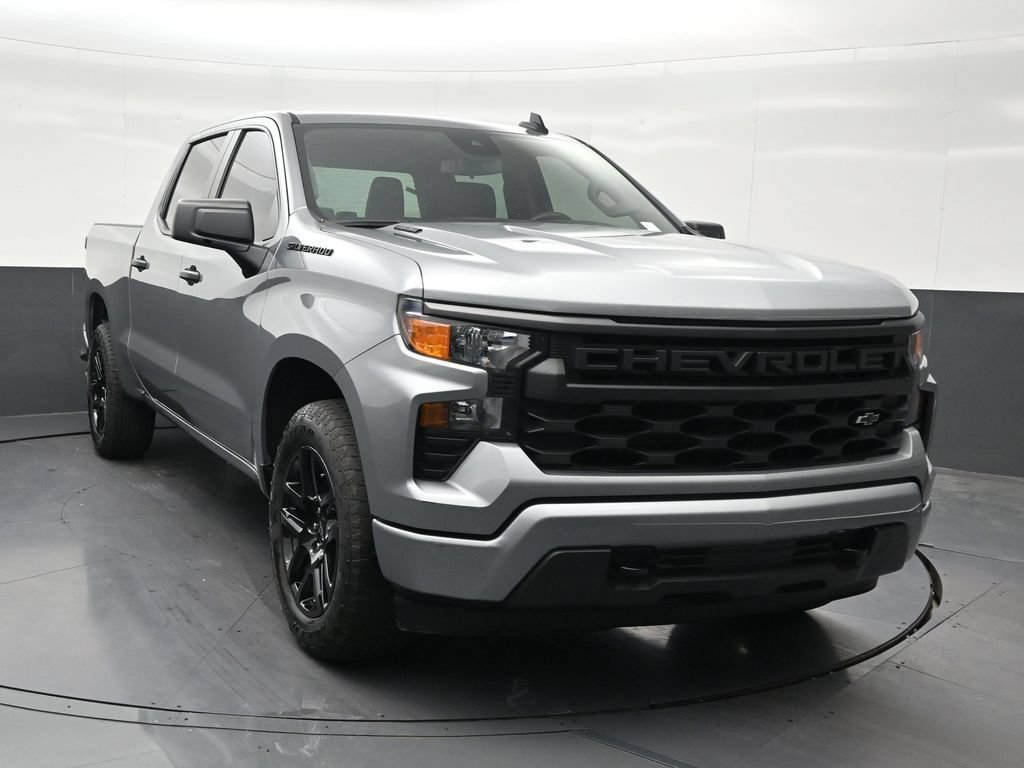 Used 2025 Chevrolet Silverado 1500 Custom w/ Turbomax Blackout Package RWD image 8