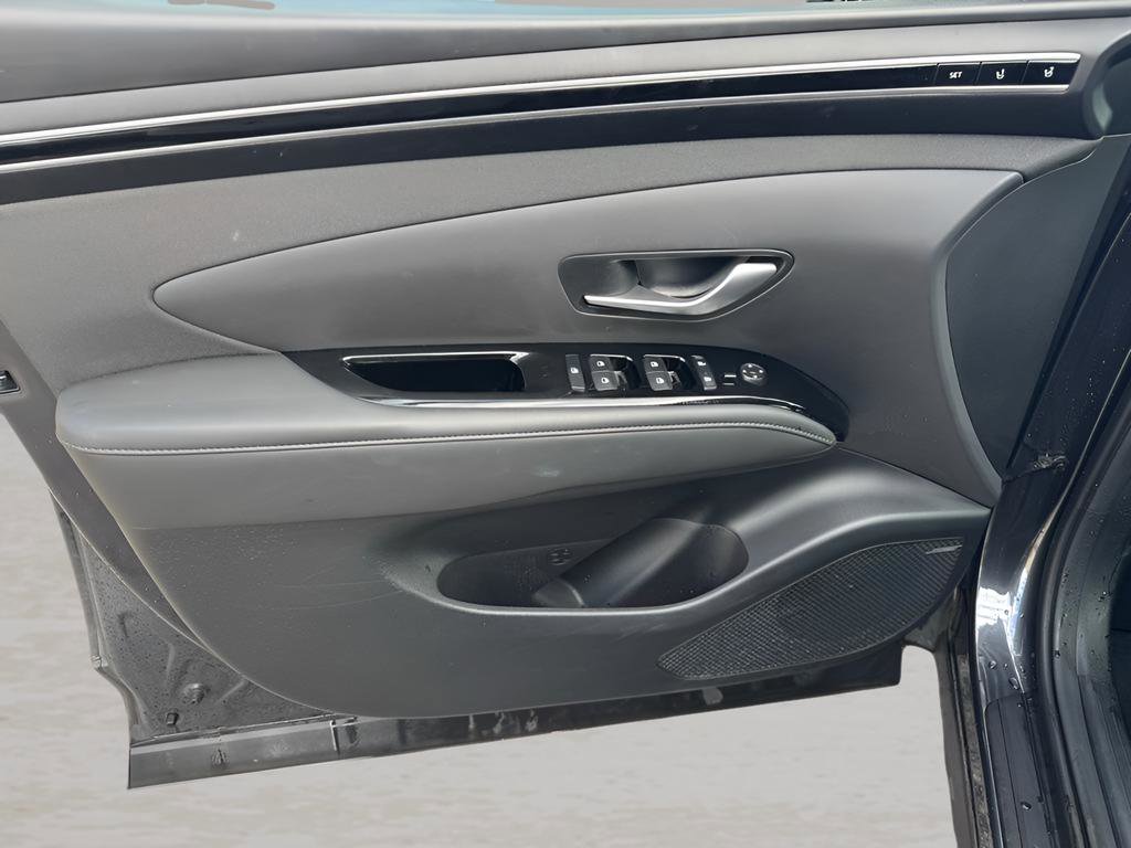 Certified 2024 Hyundai Tucson Limited AWD/4WD image 14
