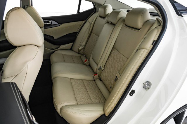 Used 2020 Nissan Maxima Platinum w/ Sport Mat Group image 35