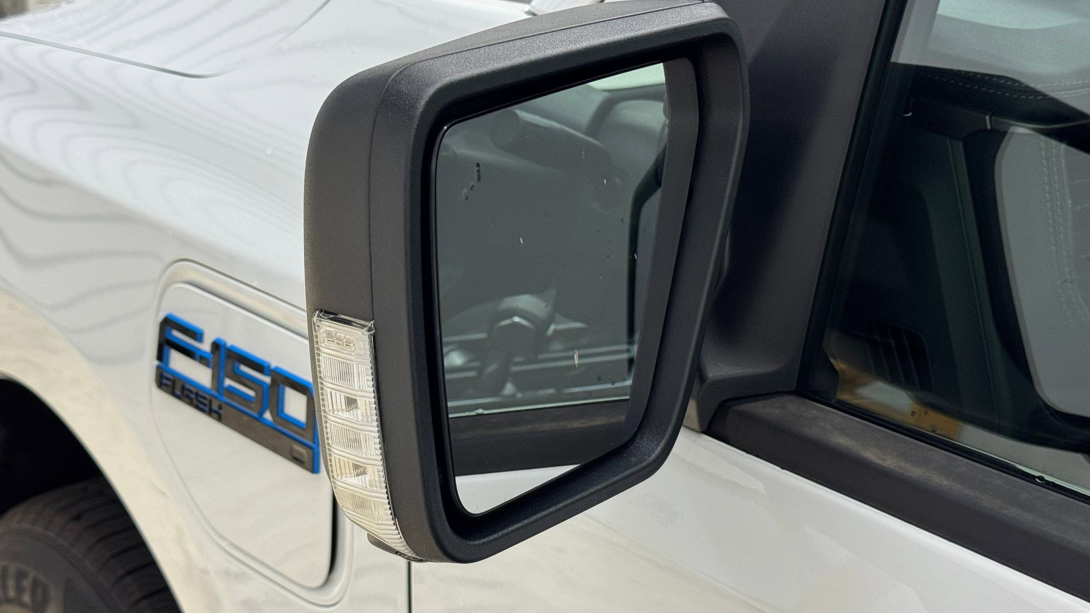 New 2025 Ford F150 Lightning Flash image 26