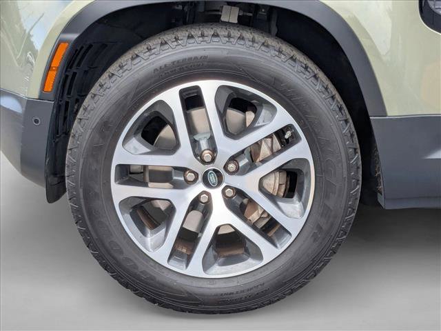 Used 2020 Land Rover Defender 110 HSE image 28