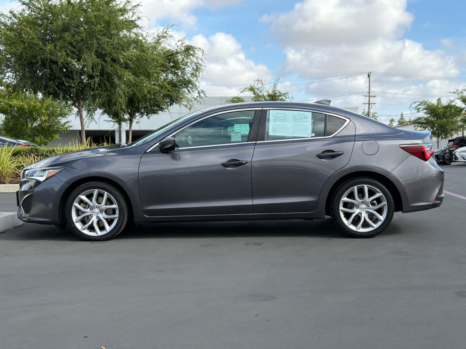 Used 2019 Acura ILX FWD image 9