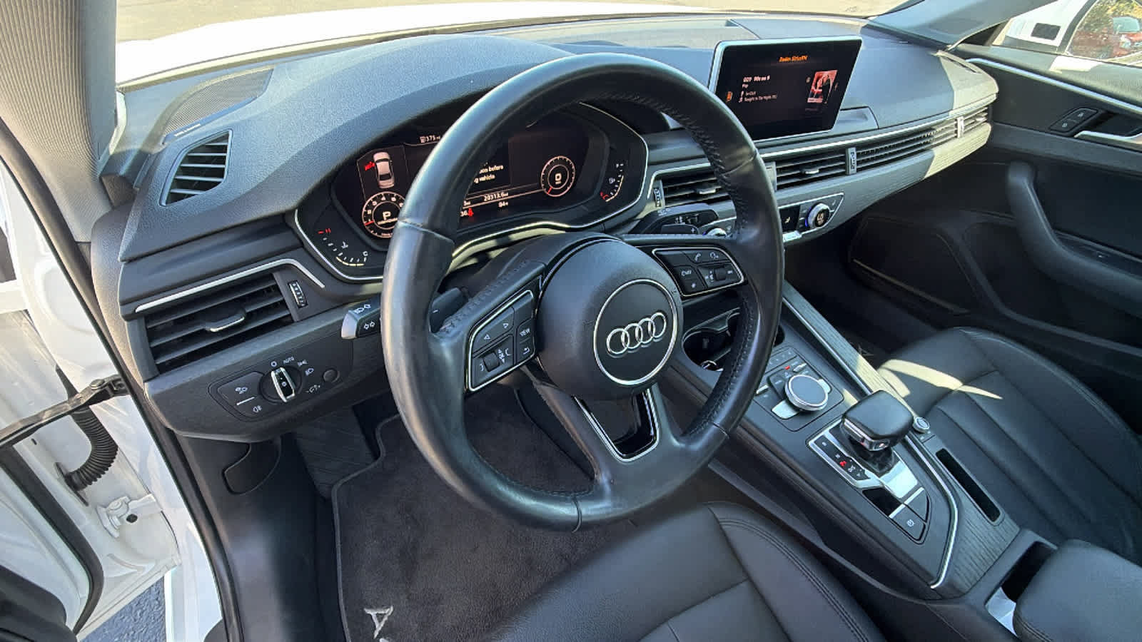 Used 2017 Audi A4 2.0T Premium Plus FWD image 10