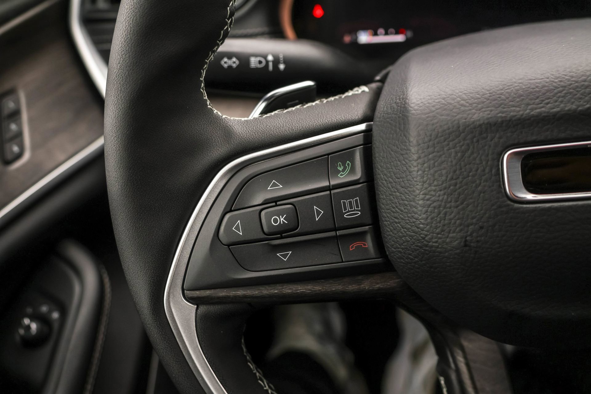 New 2026 Jeep Grand Cherokee Limited w/ Limited Altitude Package image 28