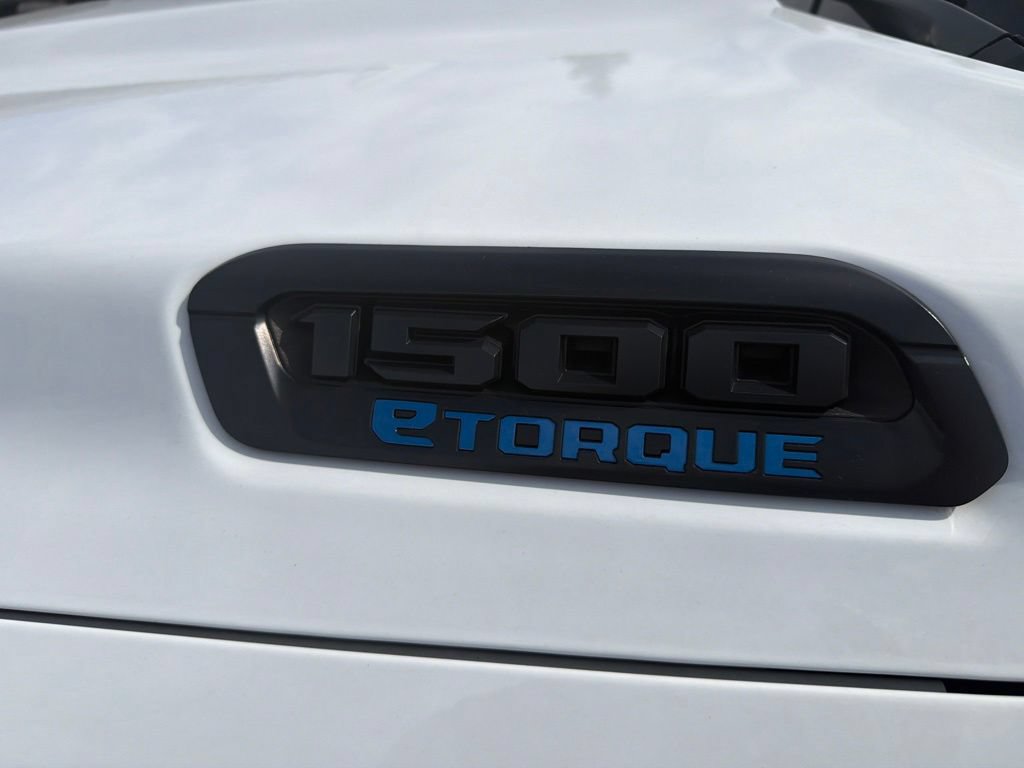 Used 2024 RAM 1500 Tradesman w/ Trailer Tow Group AWD/4WD image 2