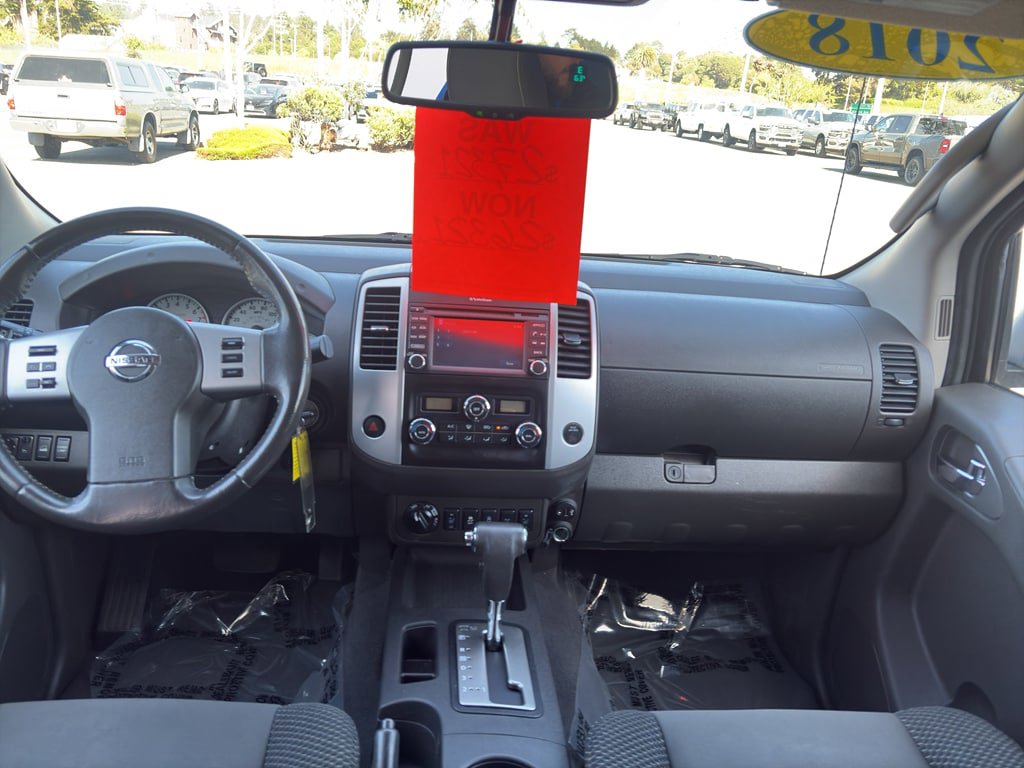 Used 2018 Nissan Frontier PRO-4X AWD/4WD image 16