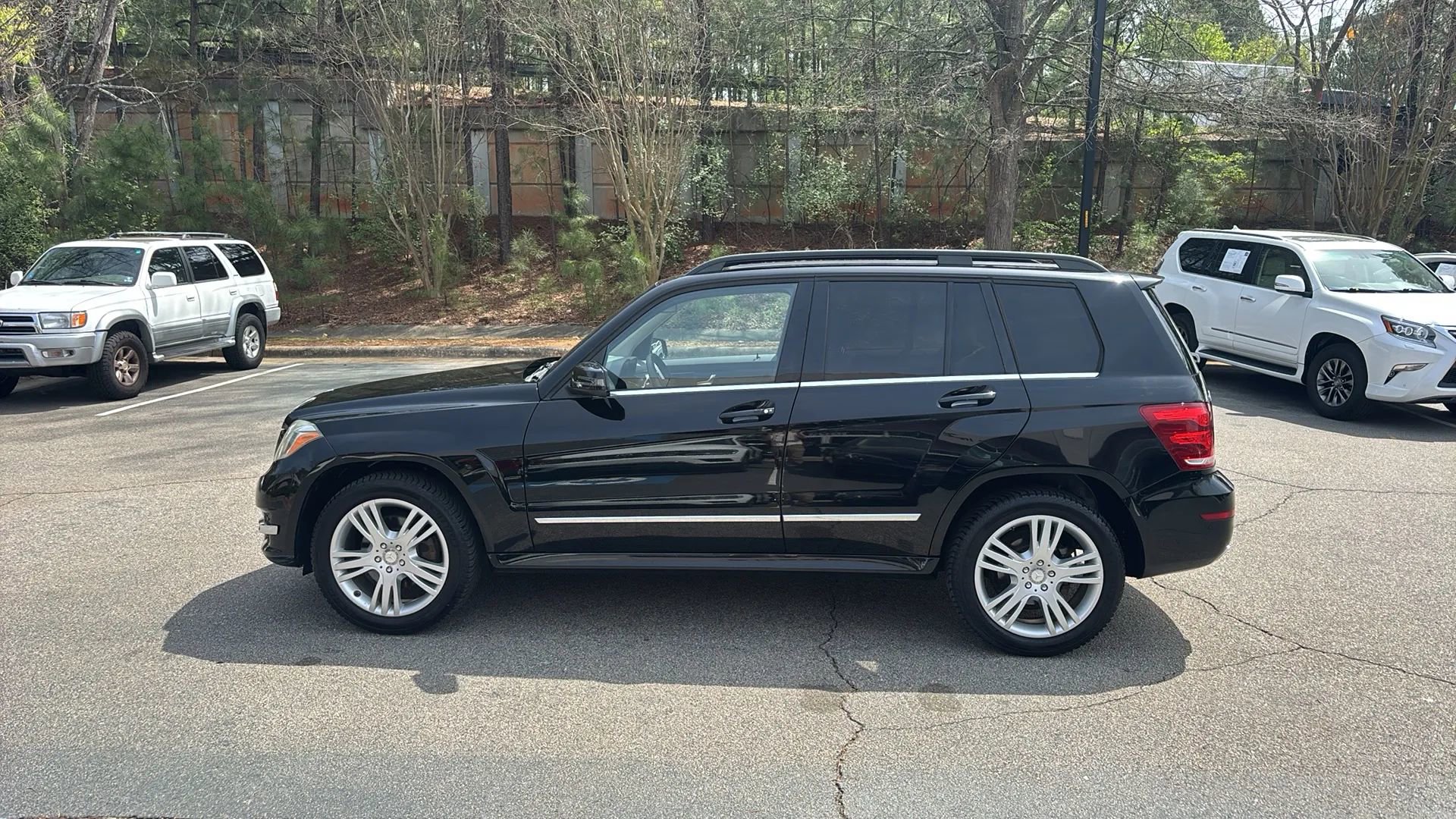 Used 2013 Mercedes-Benz GLK 350 4MATIC image 8