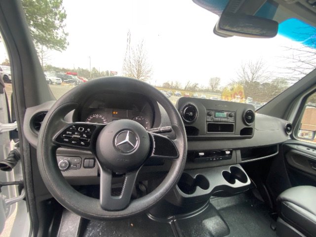 Used 2022 Mercedes-Benz Sprinter 2500 image 12