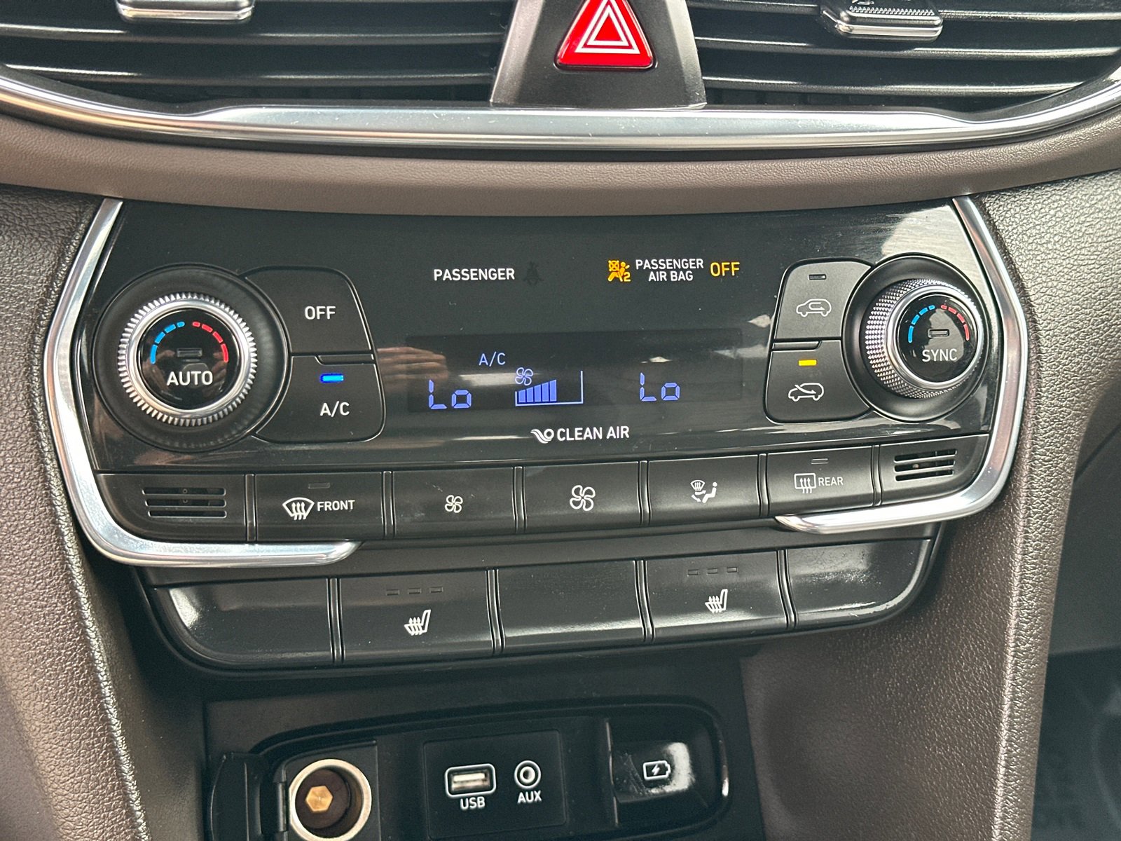 Used 2019 Hyundai Santa Fe Limited image 33