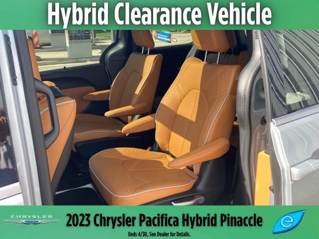 New 2023 Chrysler Pacifica Pinnacle FWD image 20