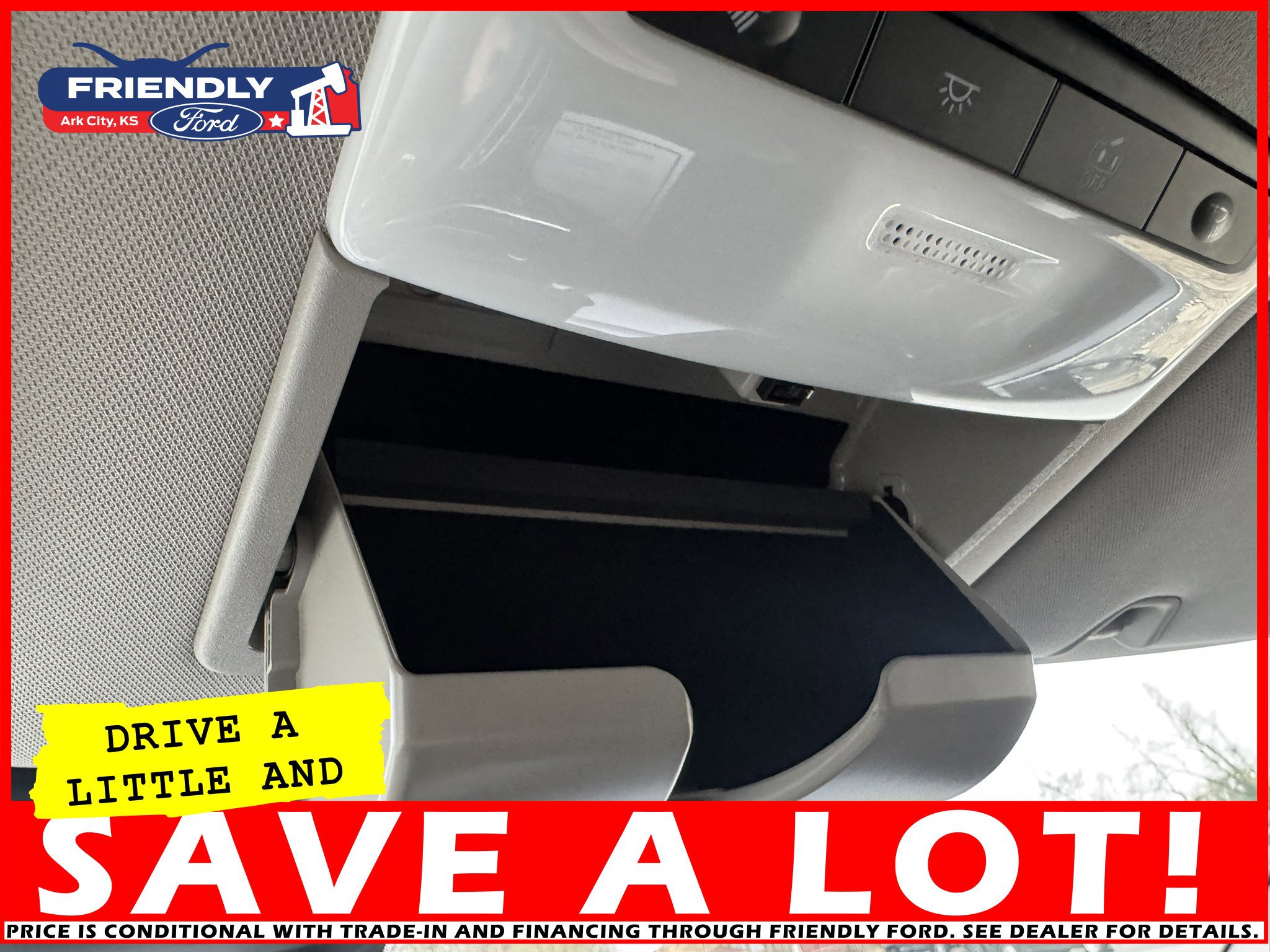 Used 2024 Nissan Pathfinder SV image 39