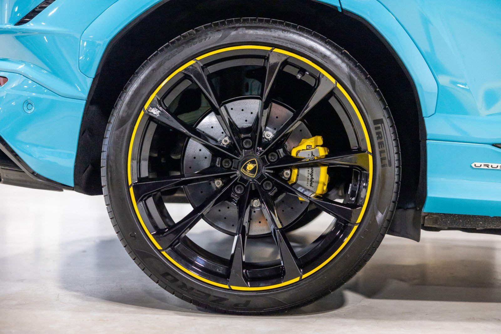 Used 2024 Lamborghini Urus S image 24