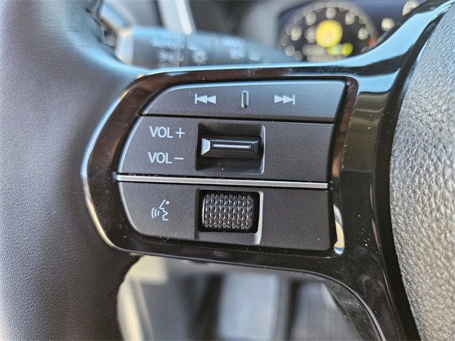 Used 2025 Honda Pilot Elite image 28