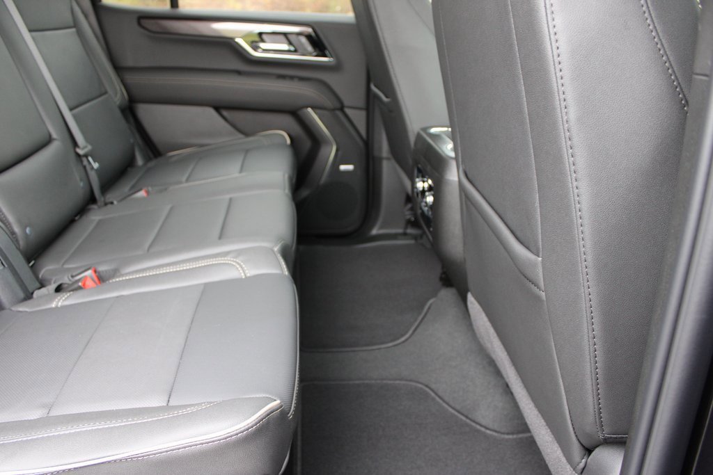 New 2026 GMC Yukon Elevation image 25