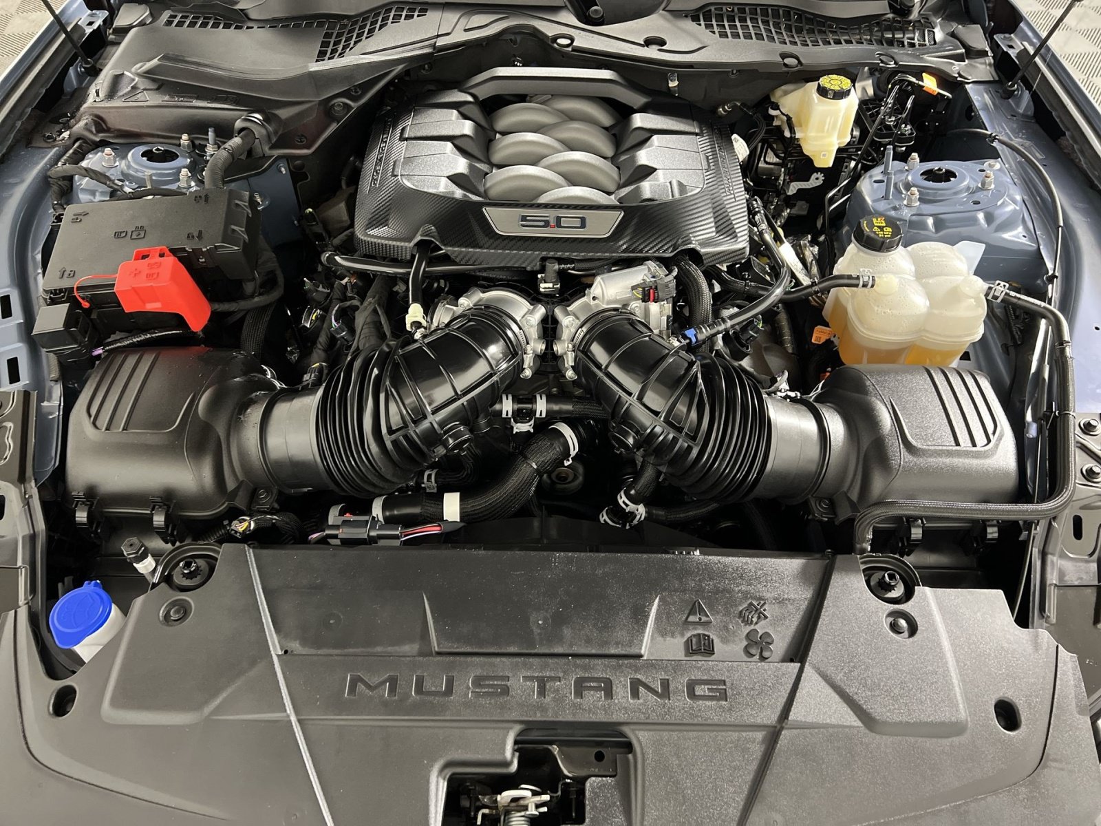 Used 2025 Ford Mustang GT Premium RWD image 26