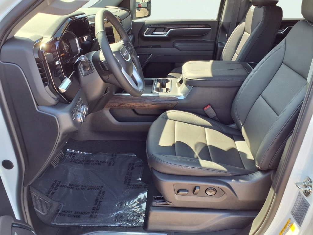 New 2026 GMC Sierra 2500 SLT w/ SLT Premium Package AWD/4WD image 16