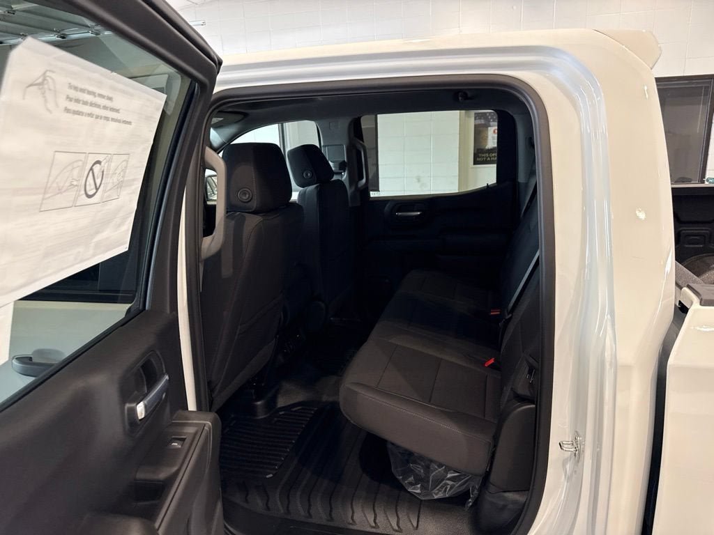New 2026 GMC Sierra 1500 Pro w/ Pro Value Package AWD/4WD image 17
