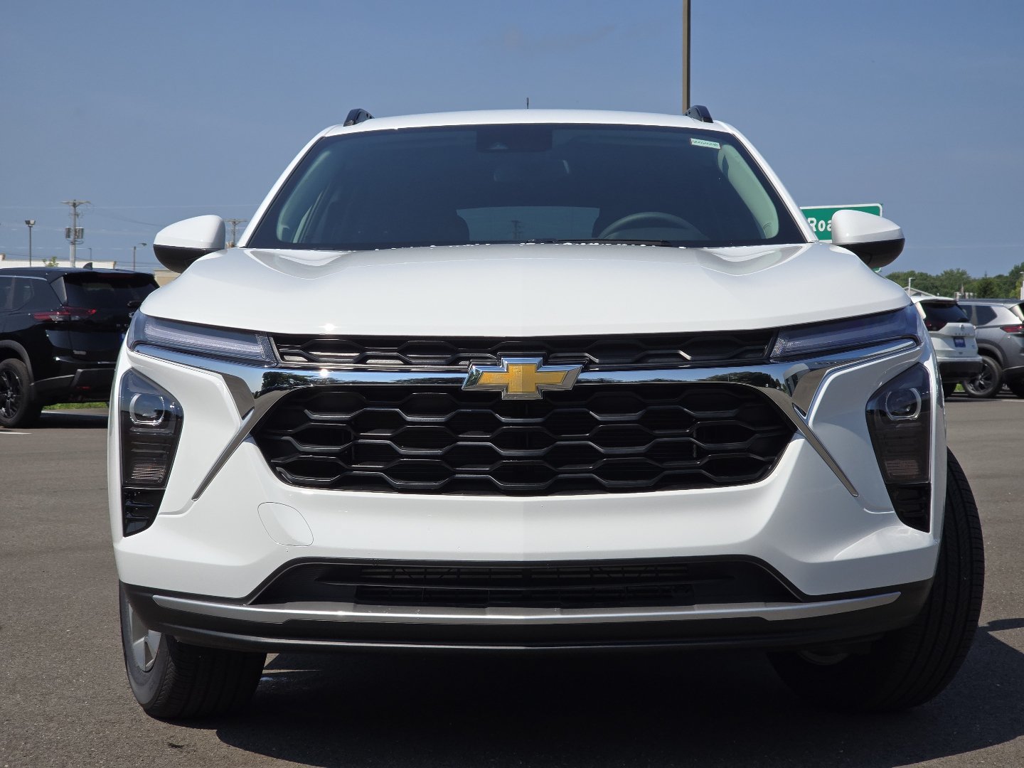 New 2026 Chevrolet Trax LT FWD image 3