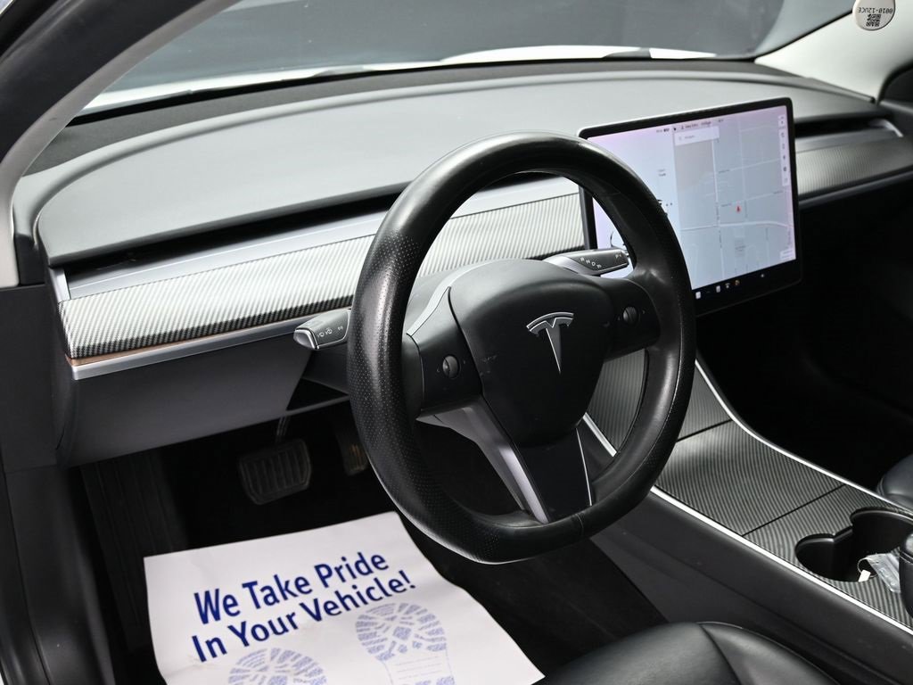 Used 2019 Tesla Model 3 Standard Range Plus image 14