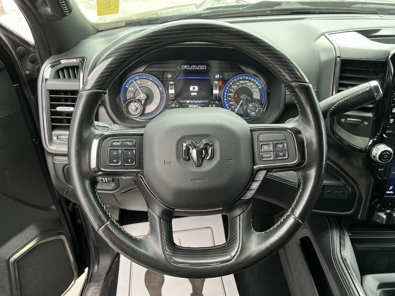 Used 2022 RAM 2500 Limited image 20