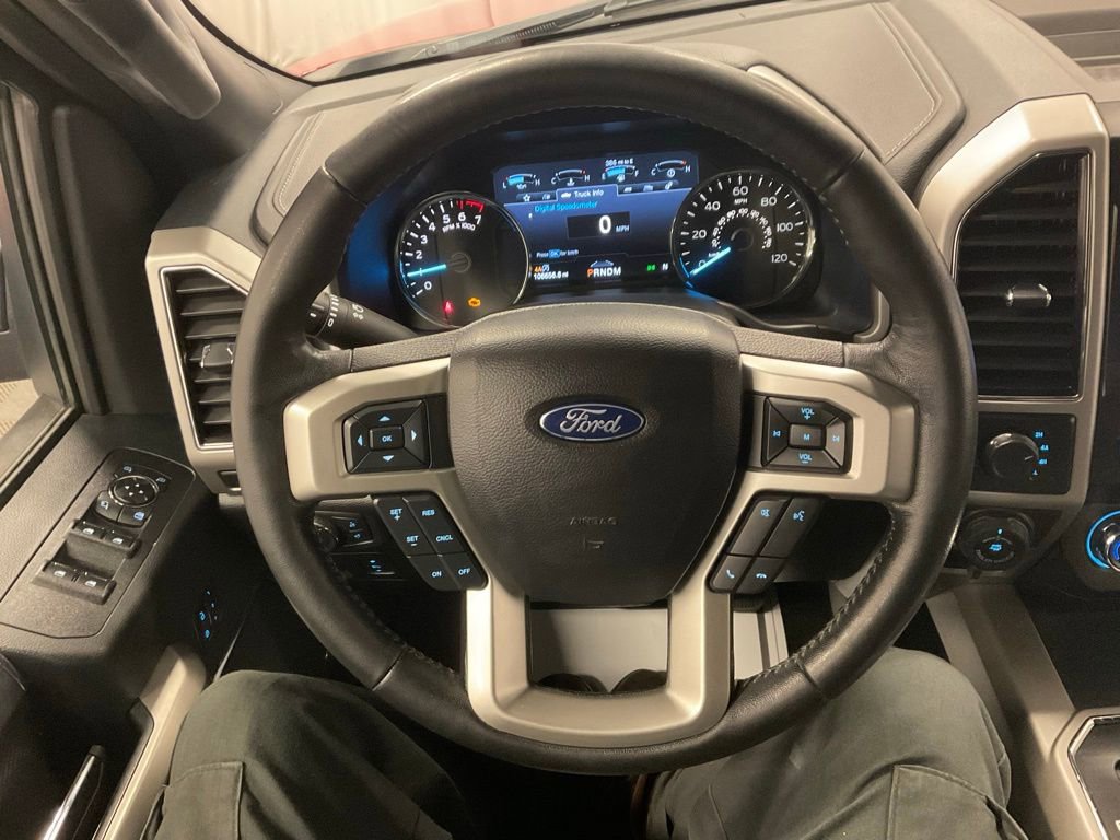 Used 2020 Ford F150 Lariat image 4