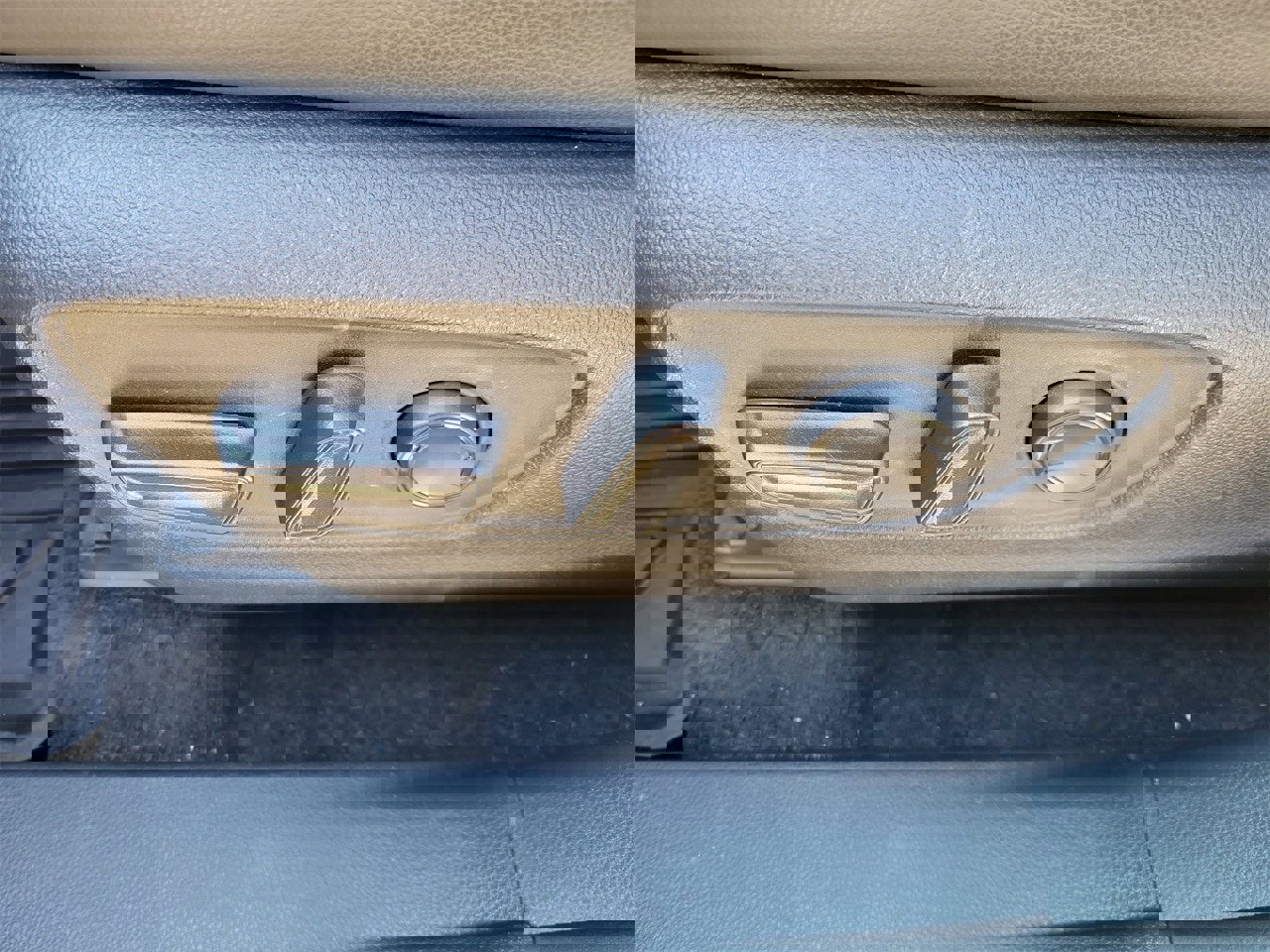 Used 2024 Toyota Highlander XSE image 18