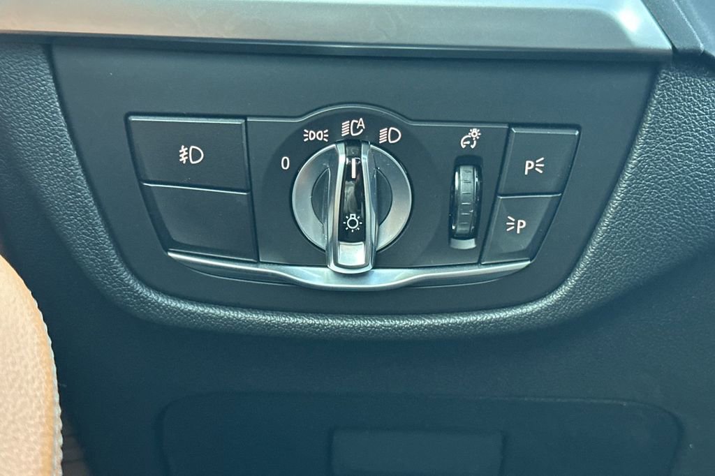 Used 2019 BMW X3 sDrive30i w/ Premium Package image 31