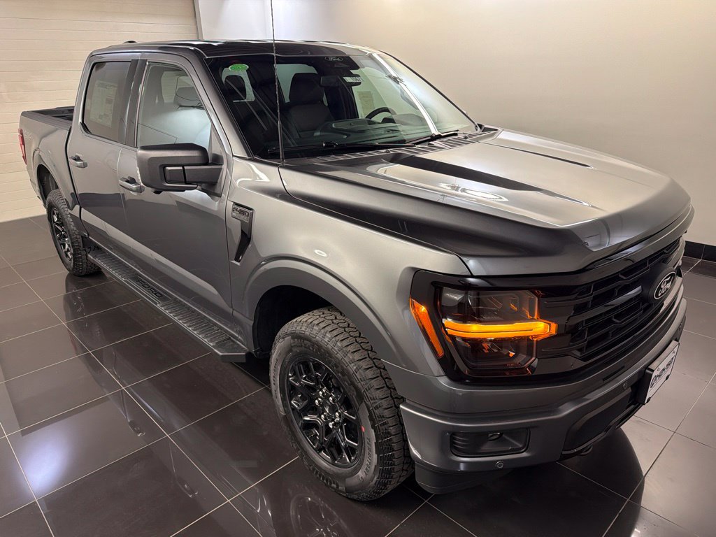 New 2026 Ford F150 XLT w/ Equipment Group 302A MID