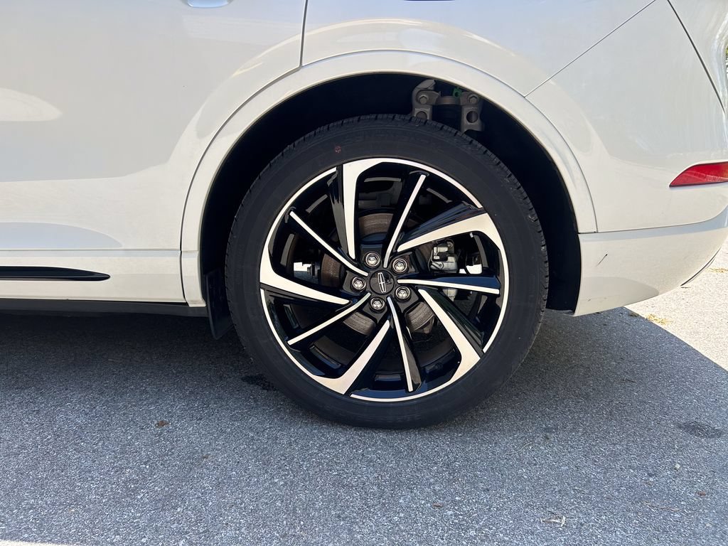 New 2025 Lincoln Corsair Grand Touring AWD/4WD image 40