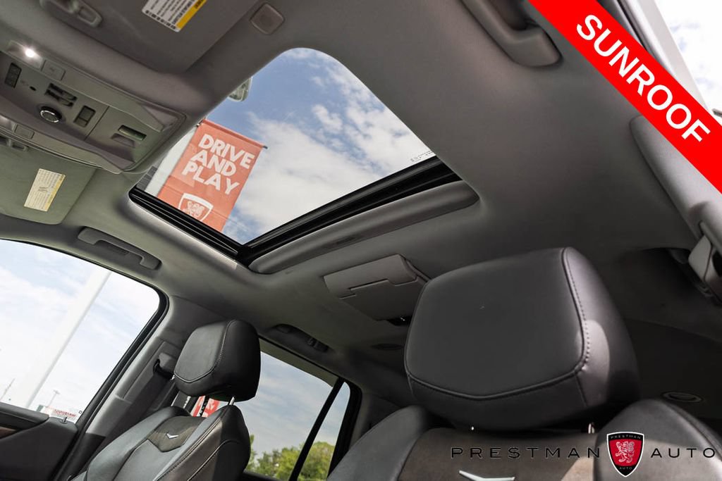 Used 2020 Cadillac Escalade Premium Luxury AWD/4WD image 16