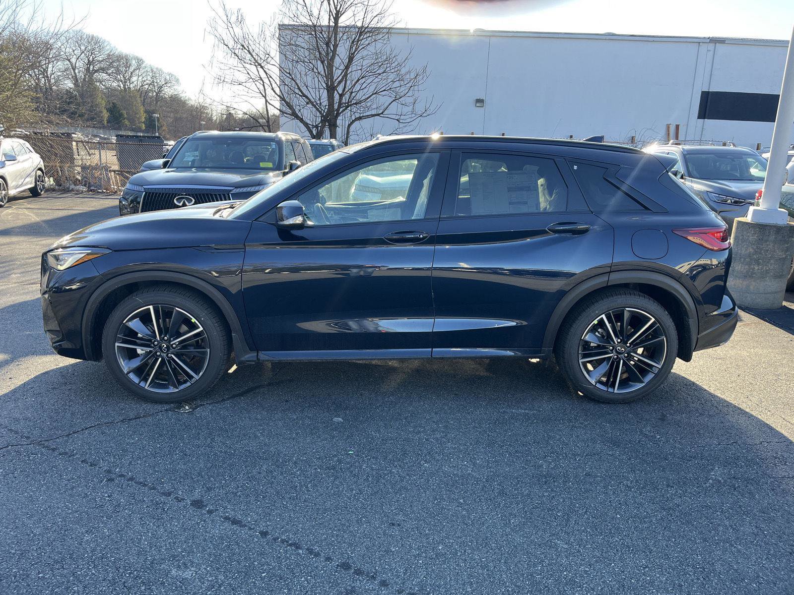 New 2025 INFINITI QX50 Sport image 6