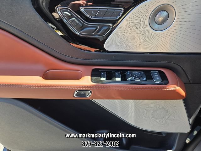 New 2026 Lincoln Aviator Reserve w/ Luxury Package RWD image 21