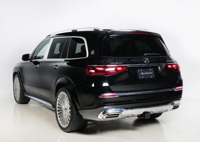 Used 2024 Mercedes-Benz Maybach GLS 600 4MATIC image 39