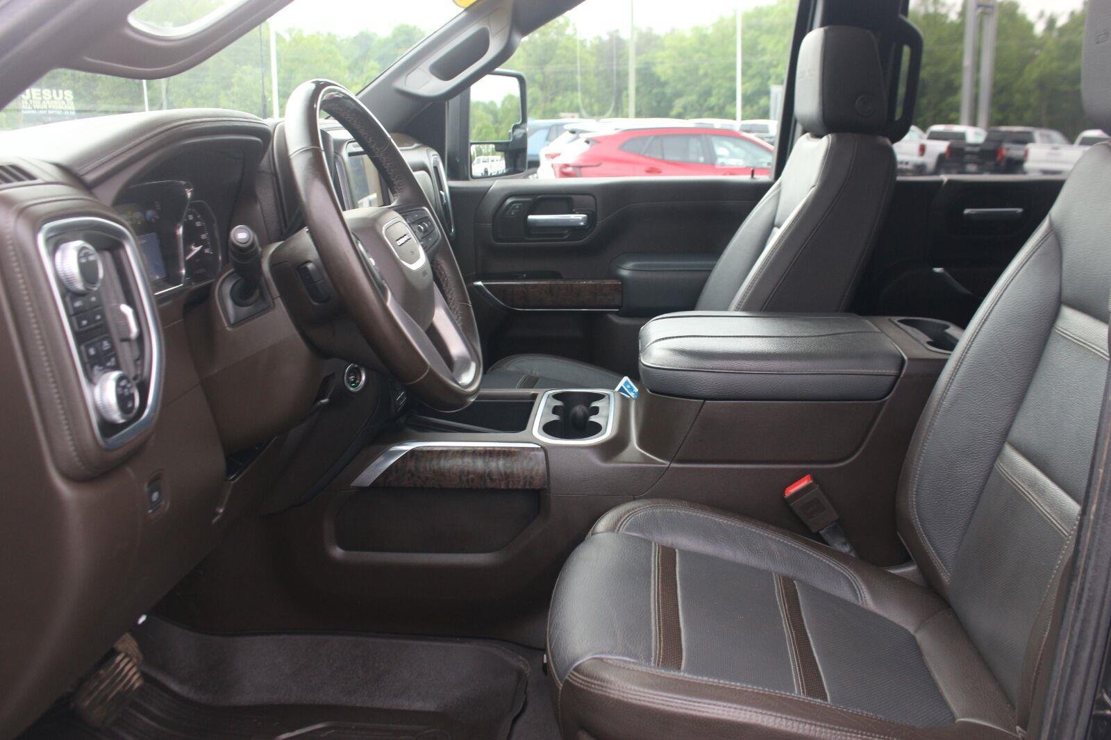 Used 2023 GMC Sierra 2500 Denali AWD/4WD image 17
