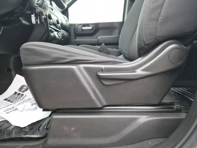 Used 2021 Chevrolet Silverado 1500 Custom image 17