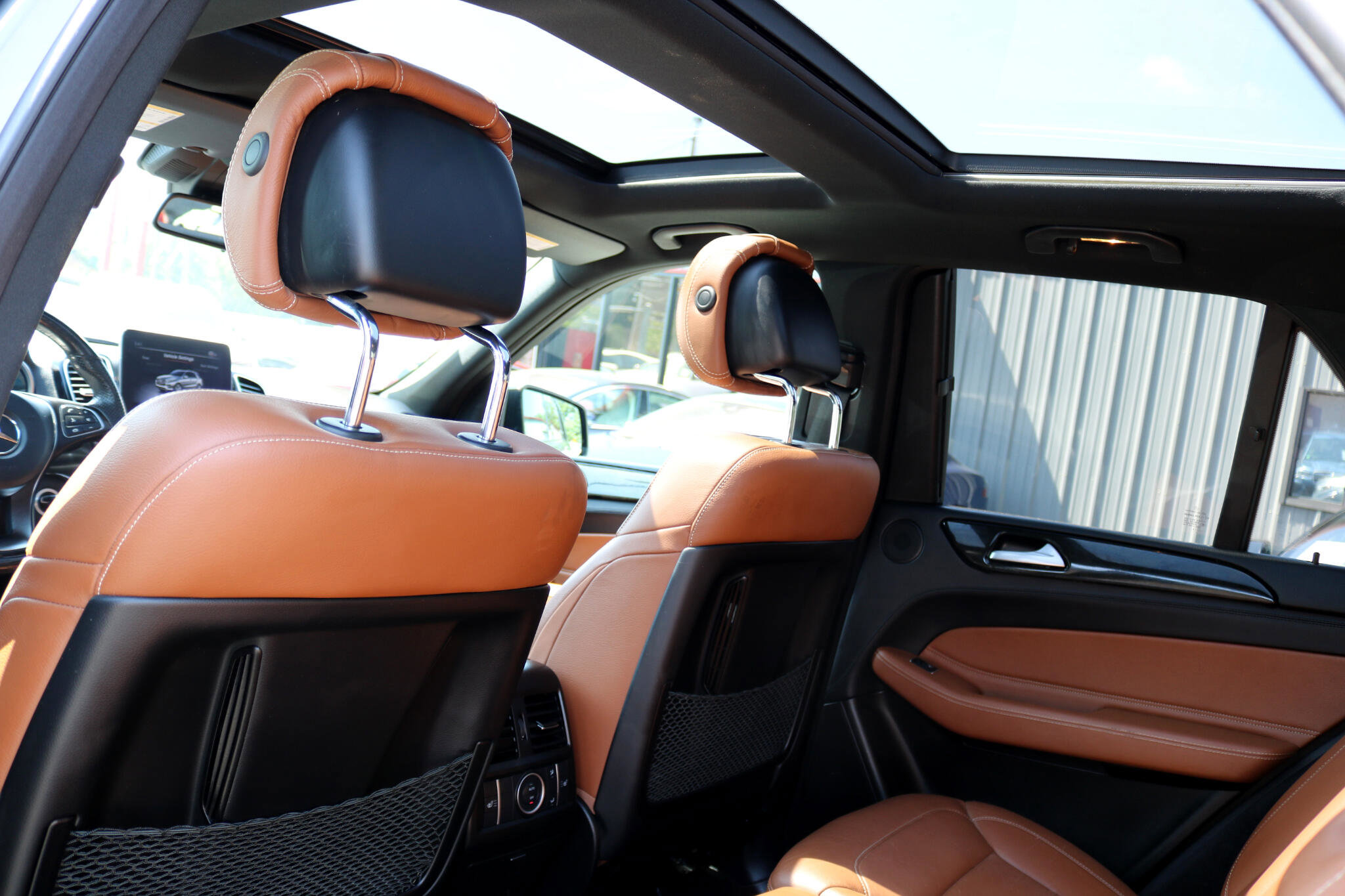 Used 2018 Mercedes-Benz GLE 43 AMG 4MATIC image 28