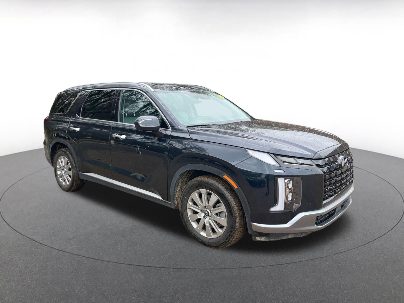 Used 2025 Hyundai Palisade SEL image 2