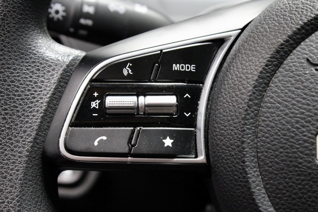 Used 2024 Kia Seltos LX AWD/4WD image 26