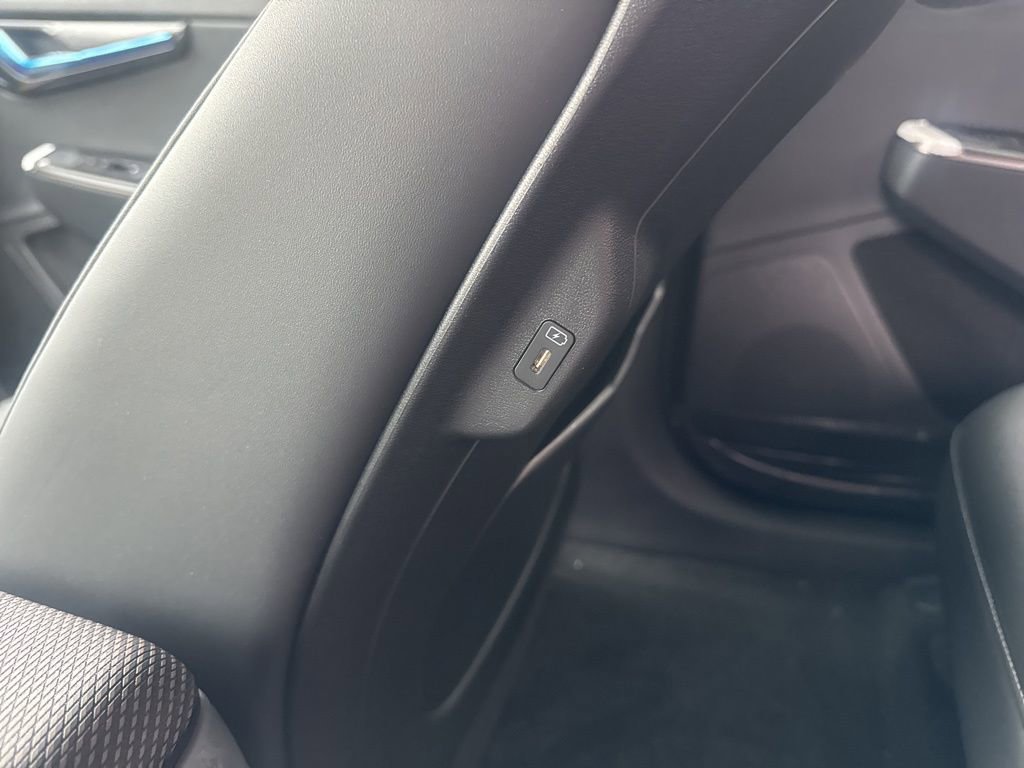 New 2025 Kia EV6 Wind image 12