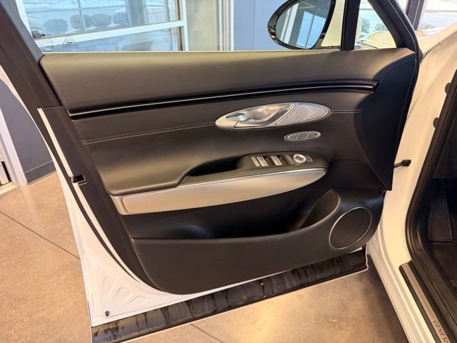 Used 2024 Genesis GV70 2.5T Select w/ Select Package image 14