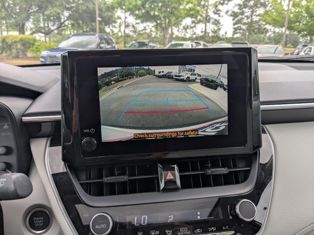 Used 2023 Toyota Corolla Cross LE w/ Moonroof Package AWD/4WD image 19