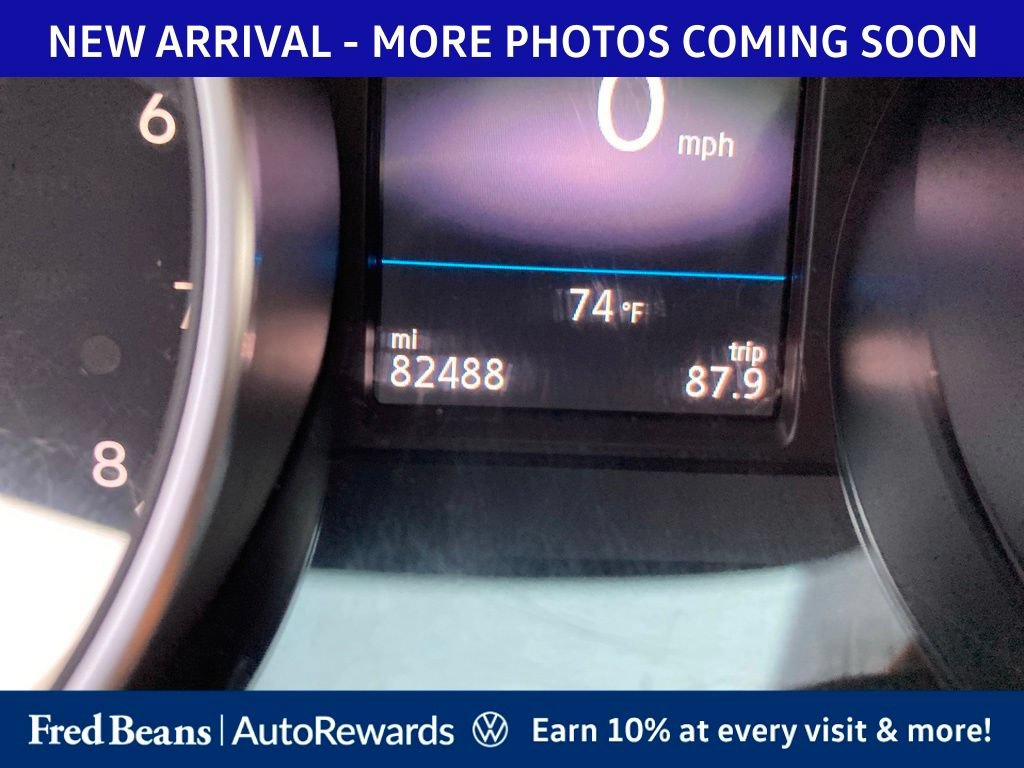 Used 2018 Volkswagen Tiguan SE w/ Panoramic Sunroof Package AWD/4WD image 14
