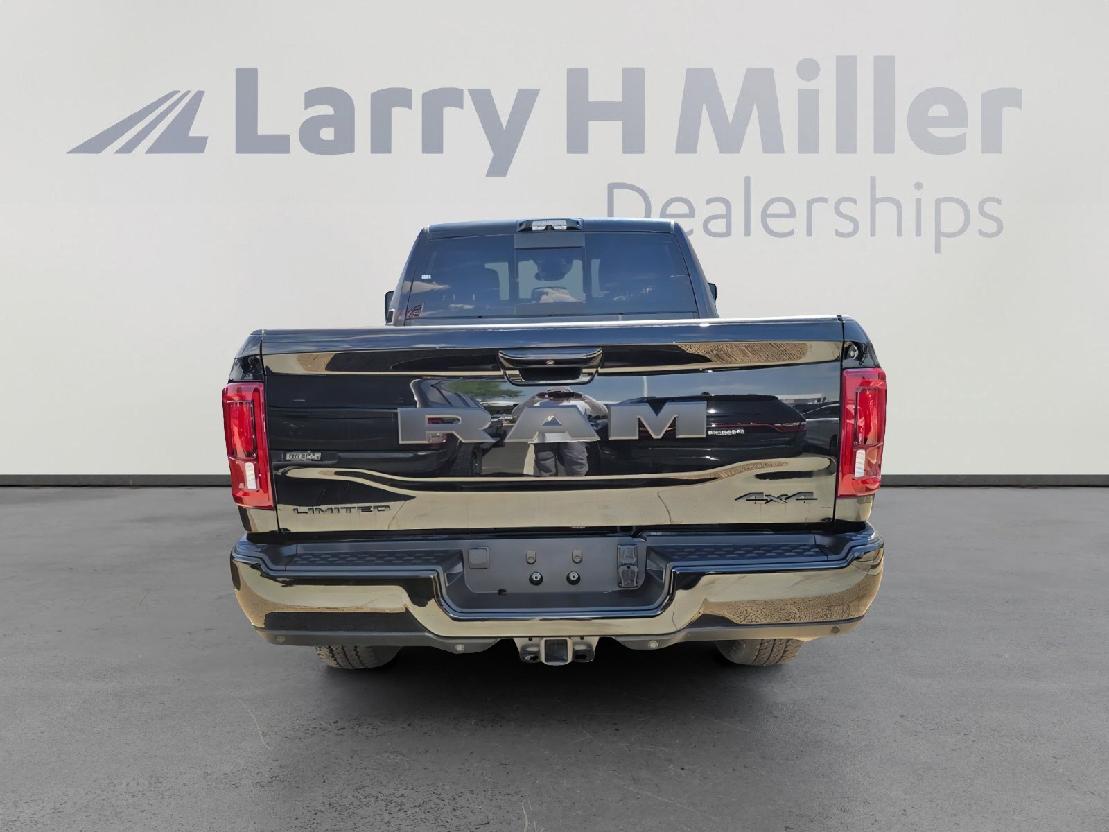 New 2025 RAM 2500 Limited image 3